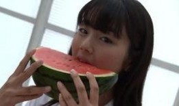 做梦吃瓜女孩,瓜田里的奇幻美食之旅