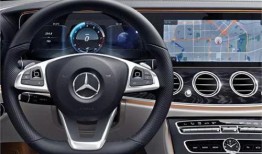 临沂吃瓜奔驰,一场意外引发的全民热议