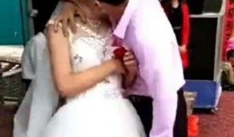 新娘出嫁吃瓜,喜糖瓜香飘满堂