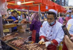 西宁阿爸 吃瓜,揭秘吃瓜背后的故事与趣味