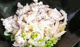 吃瓜炒鱿鱼画饼,揭秘网络流行语的趣味与内涵