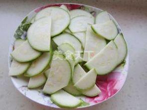 干的葫芦瓜怎么吃,干葫芦瓜的多样食法探索